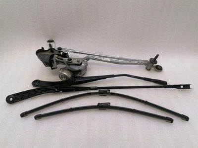 PORSCHE TAYCAN 9J PRIEKŠĒJĀS TĪRĪTĀJA DZINĒJS 9J1955024C LABĀS PUSES RHD