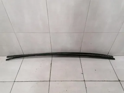 Porsche Taycan 9J Roof Rails Defect 9J1854525 Roof Rails SET Faulty