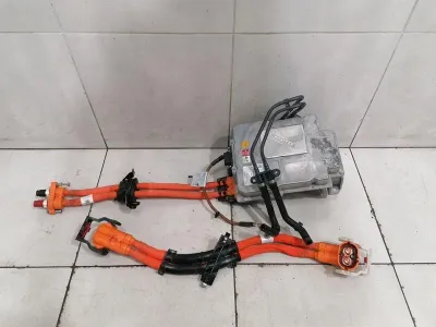 Porsche Taycan 9J Frontantriebseinheit Modul 9J1907124L Front Elektroantrieb