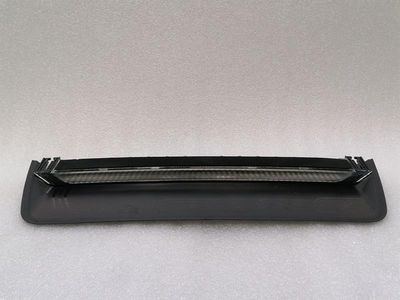 Porsche Taycan 9J Światło stopu 9J1945087E Światło stopu