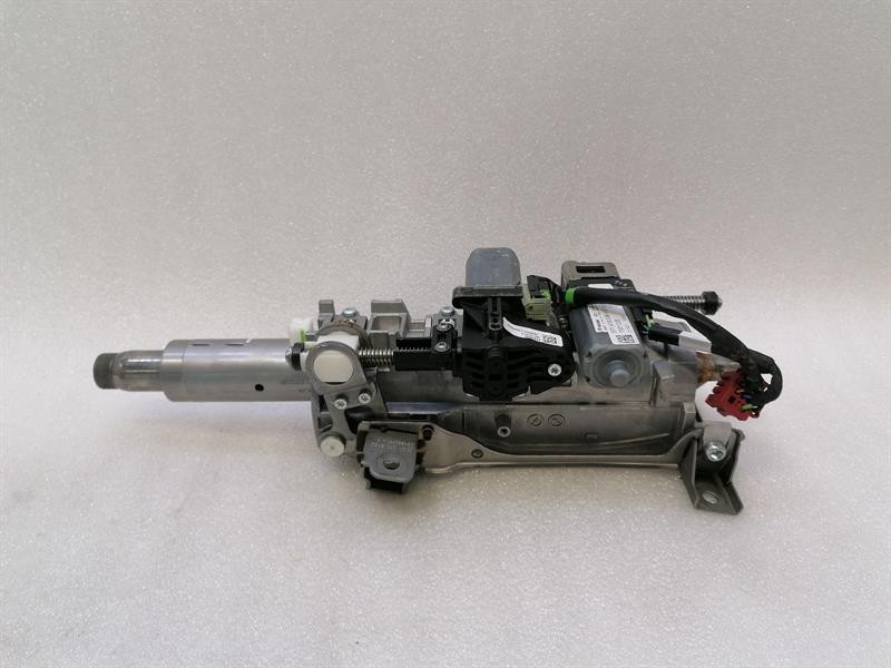 Porsche Taycan Porsche Taycan 9J Steering Column 971419506AR Steering Column Body type: Hatchback
Fuel: ELECTRIC