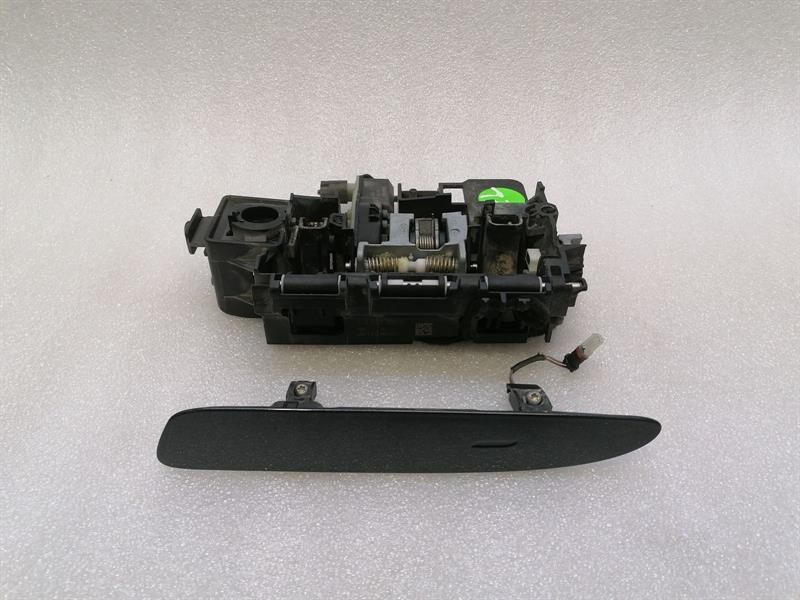 Porsche Taycan 9J door handle 9J1837885B FL door handle