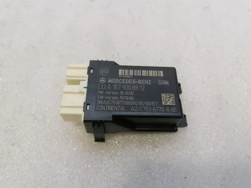 Mercedes-Benz GLA / EQA (H247) 2020-... Mercedes EQA H243 EQA350 electronic module A1679008812 control unit seat heating