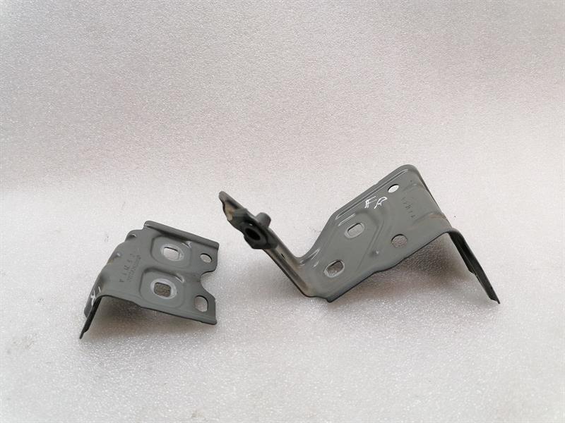 Mercedes-Benz GLA / EQA (H247) 2020-... Mercedes EQA H243 EQA350 holder bracket A2478811600 holder carrier FR WING
