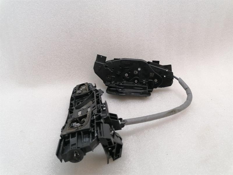 Mercedes-Benz GLA / EQA (H247) 2020-... Mercedes EQA H243 EQA350 RR door lock A0997303201 door lock rear right