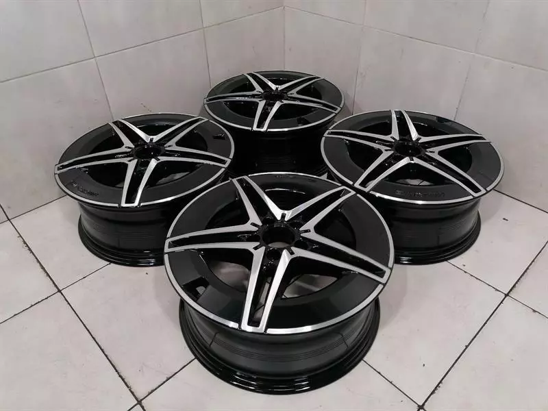 Mercedes-Benz GLA / EQA (H247) 2020-... AMG 18 MERCEDES EQA H243 EQA350 Alloy Wheel A2434011700 Alloy Rim 7.5Jx18 ET53.5