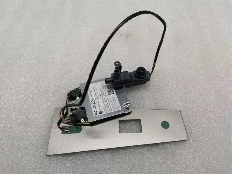 Tesla Model 3 Electronic module Tesla Model 3 Right Side Camera 1100619-00-C Ri...