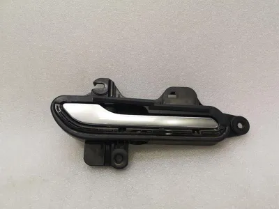 Tesla Model 3 Standard Range Door handle RRH 1081832-00-J door handle rear right