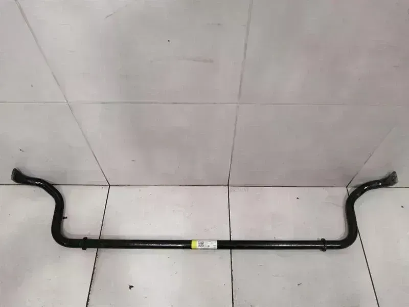 Audi e-tron GT (FW) Audi E-Tron GT Anti Roll Bar Front 9J1411025B Front Anti Roll Bar Body type: Hatchback
Fuel: ELECTRIC