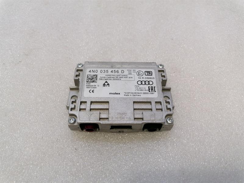 Audi e-tron GT (FW) Electronic module Audi E-Tron GT Signal Amplifier Module 4N003545...