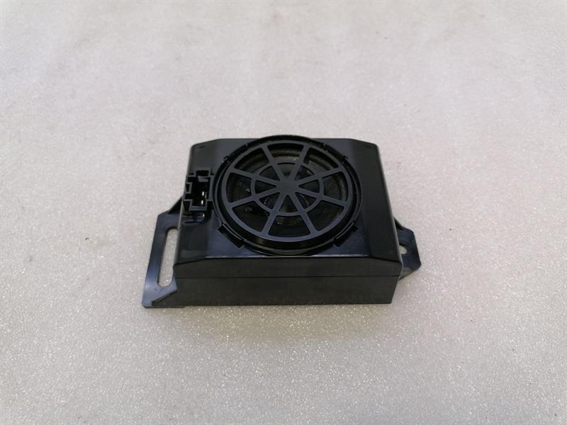 Audi e-tron GT (FW) Alarm ECU Audi E-tron GT alarm ECU 7PP035709B siren alarm...