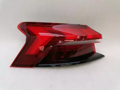 Audi E-tron GT kreisais aizmugurējais lukturis 4J3945091 aizmugurējais kreisais aizmugurējais lukturis