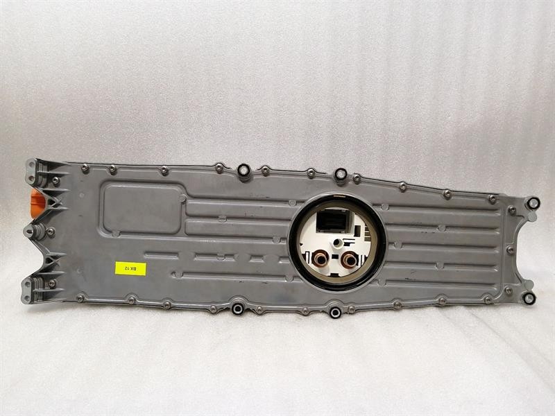 Porsche Taycan Porsche Taycan 9J Battery Isolator 9J1915251M Battery Separator Turbo