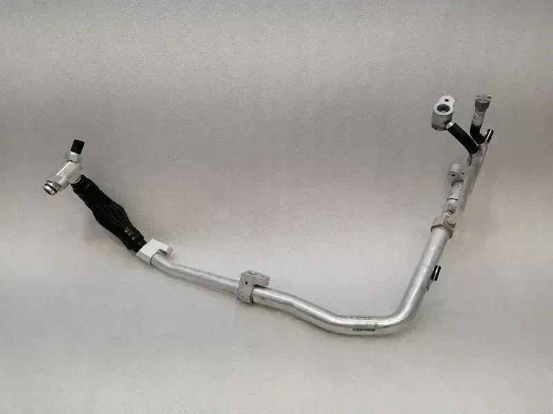 Porsche Taycan Porsche Taycan 9J A/C Pipe Heat Exchanger 9JA816112B Air Conditioning Line Air Conditioning