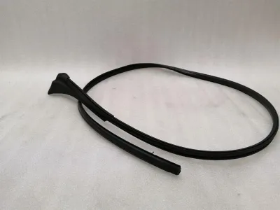 Уплотнитель двери Porsche Taycan 9J 9J1853911A Уплотнители двери