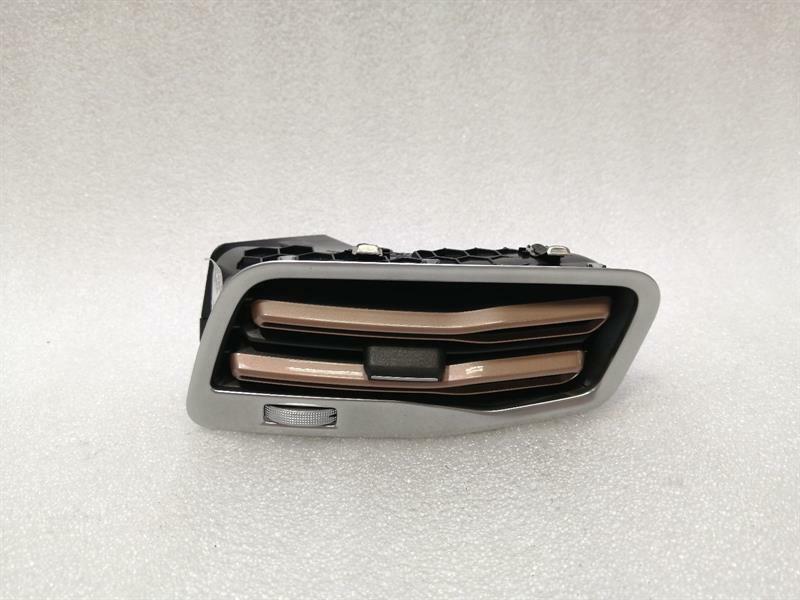 Mercedes-Benz EQC (N293) 2019-... Mercedes EQC400 EQC N293 Left Air Vent A2938300300 RHD RIGHT HANDLEBAR