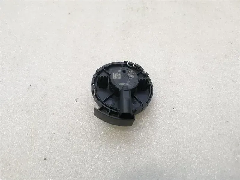Tesla Model 3 2017-... Tesla Model 3 Long Range Crash Sensor 1036762-00-A Impact Sensor SRS