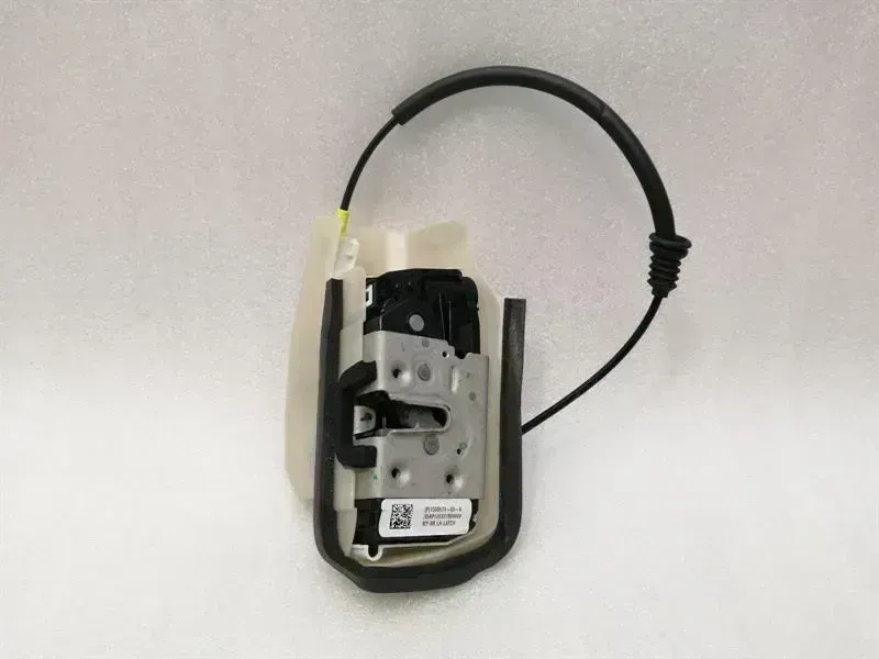 Tesla Model 3 Tesla Model 3 Door Lock 1500674-00-A Door Lock Rear Left Latch Body type: Hatchback
Fuel: ELECTRIC