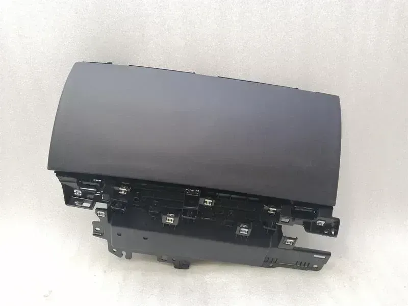 Tesla Model 3 2017-... Tesla Model 3 Glovebox 1133409-00-B RHD RIGHT HAND DRIVE