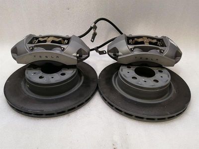 ZESTAW HAMULCOWY BREMBO DO TESLI MODEL 3 PRZEDNI 1044611-00-D PRZEDNI UKŁAD HAMULCOWY AWD