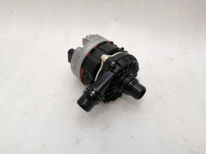 BMW X3 / iX3 (G01) BMW iX3 G08 additional cooling pump 5A30246 coolant pump pump Body type: SUV
Fuel: ELECTRIC