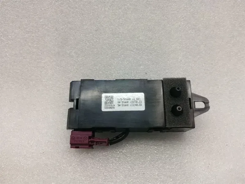 Mercedes-Benz EQC (N293) Mercedes EQC400 EQC N293 IONIZER Module A2058352500 IONIZER Control Unit Body type: SUV
Fuel: ELECTRIC