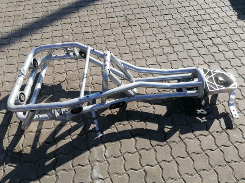 Mercedes-Benz EQC (N293) Mercedes EQC400 EQC N293 Engine CARRIER CRADLE A2936201000 Engine Holder FRONT Body type: SUV
Fuel: ELECTRIC