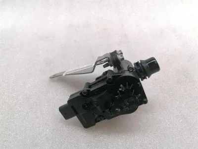 Mercedes EQC400 EQC N293 sildītāja vārsts A0005061300 sildītāja vārsts