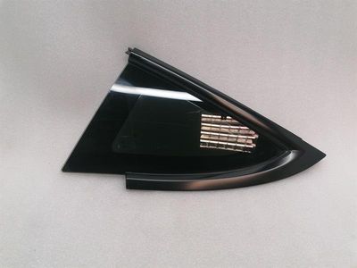 Tesla Model 3 Lewa tylna szyba boczna 1514978-01-C Panel drzwi 1/4 tylny lewy