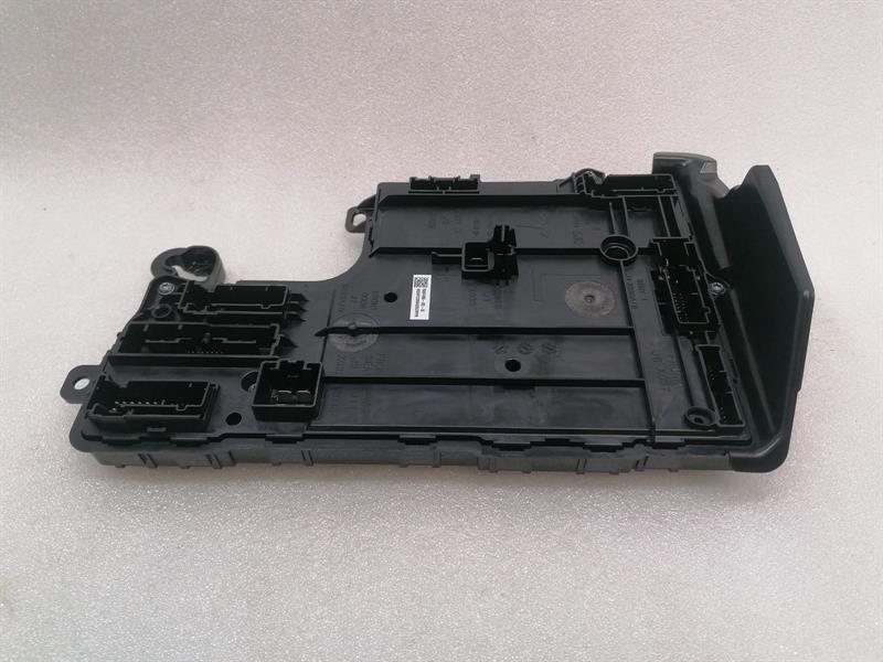 Tesla Model 3 Electronic module Tesla Model 3 Performance Electronic module 156...