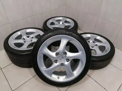 18 R18 Porsche 911 996 TURBO lietie diski 99636213604 Vieglmetāla diski 8J 11J KOMPLEKTS