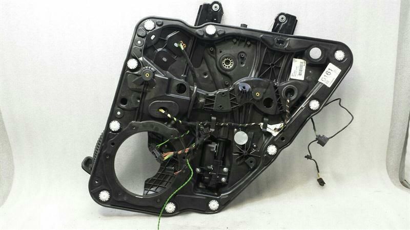 Porsche Cayenne 958 right rear door winder 7P5839756B window regulator rear right