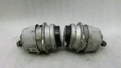 Support moteur Porsche Cayenne 958 92A 95835704900 support moteur ORIGINAL MINT
