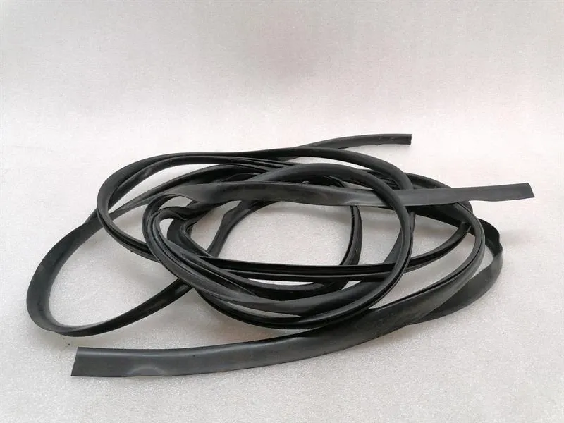 Porsche 911 993 windscreen seal 99354192500 windscreen set seals set