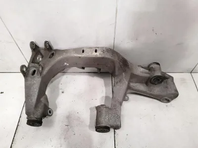 Porsche 911 996 Sous-châssis arrière droit 996331156Z0 Cadre d&#39;essieu Essieu arrière droit