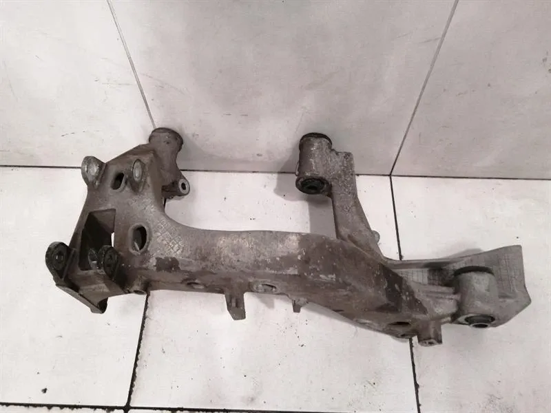 Porsche 911 996 Subframe Rear Left 996331155Z0 Axle Frame Rear Axle Left