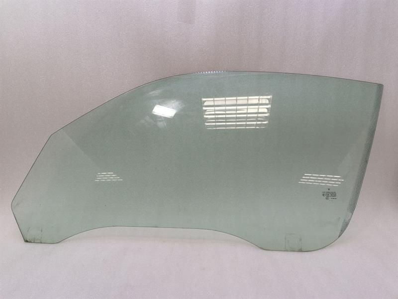 Porsche 911 996 left front door glass 99654251102 door window front left