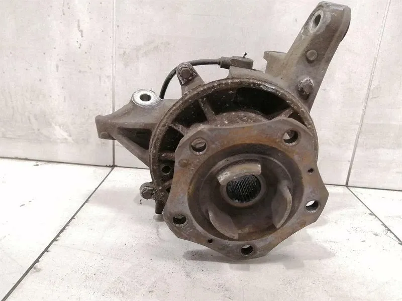 Porsche 911 996 Left Rear Hub 99633161106 Wheel Bearing Housing Rear Left
