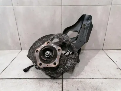 Porsche Cayman 981 höger framnav 99134115805 Hjullagerhus fram höger