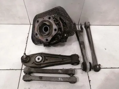 Porsche 911 996 Kreisās aizmugurējās rumbas komplekts 99633111105 Riteņa gultņa korpusa aizmugurējais kreisais komplekts