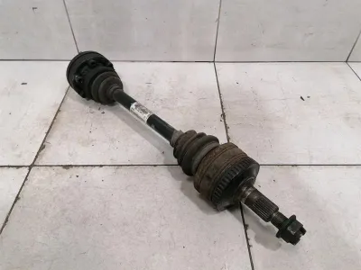 Porsche Boxster 986 kreisā aizmugurējā piedziņas vārpsta 98633202451 piedziņas vārpsta aizmugurējā kreisā