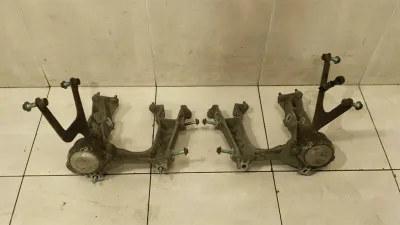 Porsche Boxster 986 tylna rama pomocnicza 9863310510A rama osi tylna oś