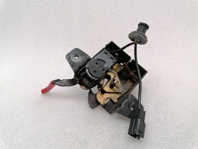 Serrure de capot Porsche Boxster 986 99651105302 Serrure de capot
