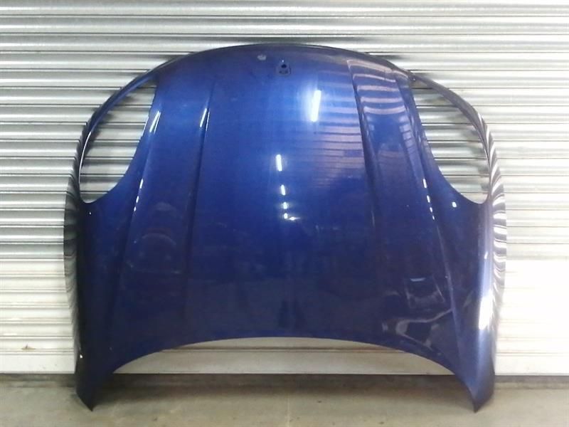 Porsche Macan 95B Bonnet 95B823031 bonnet