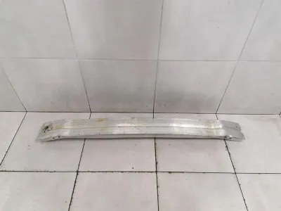 Porsche Macan 95B Belka zderzaka przedniego 8R0807113D Uchwyt zderzaka przedniego