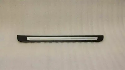 Audi A7 4G ytterdörr tröskel 4G853374 dörr krom list främre instegslist