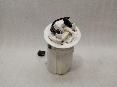 Mercedes C43 AMG W205 Kraftstoffpumpe Elektrisch A2054704900 Kraftstoffpumpe M276