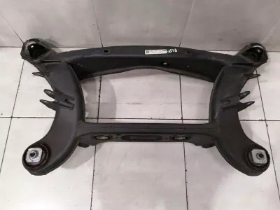 Mercedes C43 AMG C205 W205 Rama pomocnicza tylna A2051500514 Rama osi tylna oś