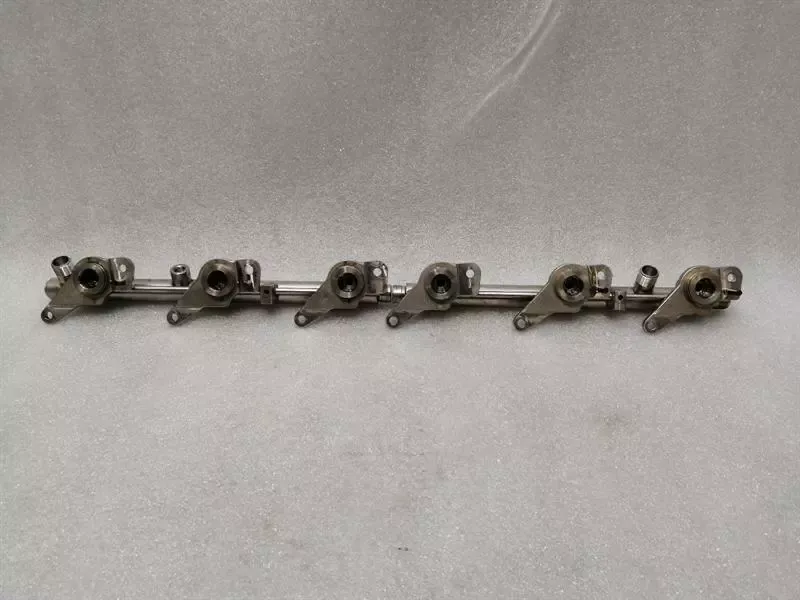 MERCEDES W205 C43 AMG Fuel Rail A2760700500 Fuel Injection Moulding Pipe Manifold M276
