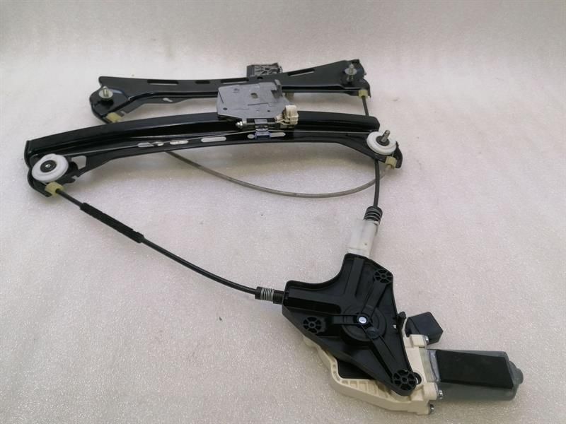Mercedes SL R231 FLH Door Winder A2317200346 Window Regulator Front Left